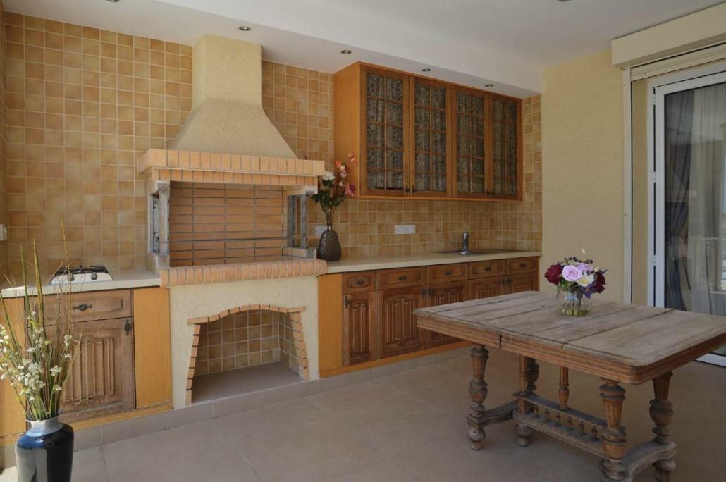 Huge Penthouse With Private Pool Apartamento Pafos Exterior foto