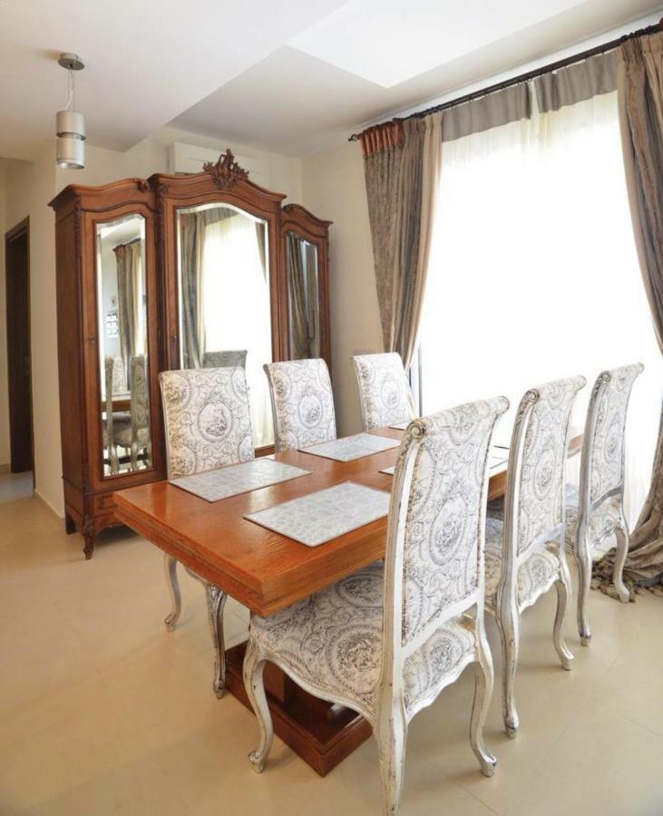 Huge Penthouse With Private Pool Apartamento Pafos Exterior foto